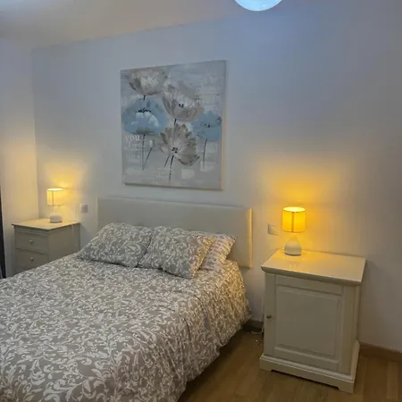 Relajate En Ramales De La Victoria, Con Piscina Y Parking